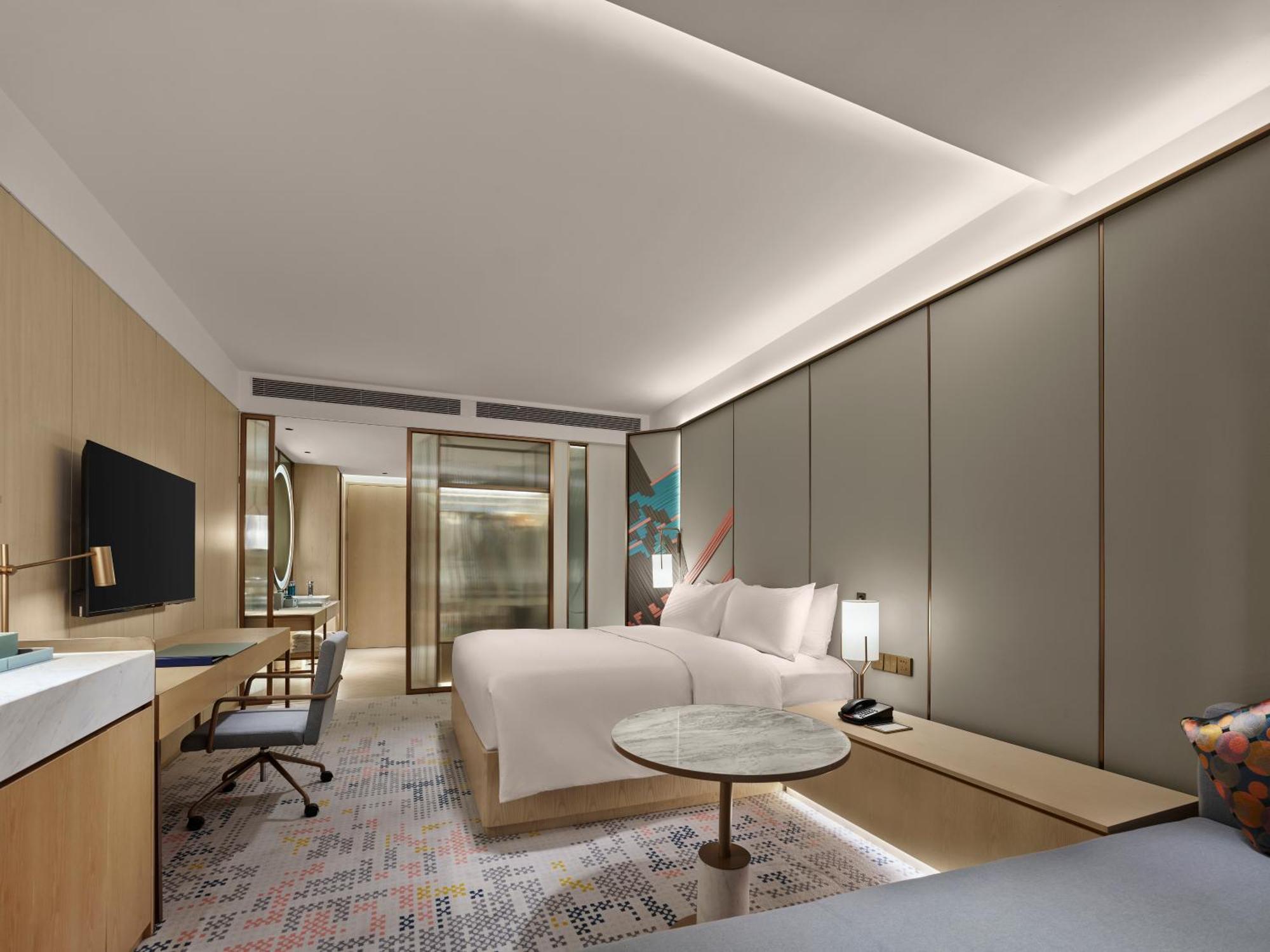 Отель Doubletree By Hilton Nanning Wuxiang Экстерьер фото