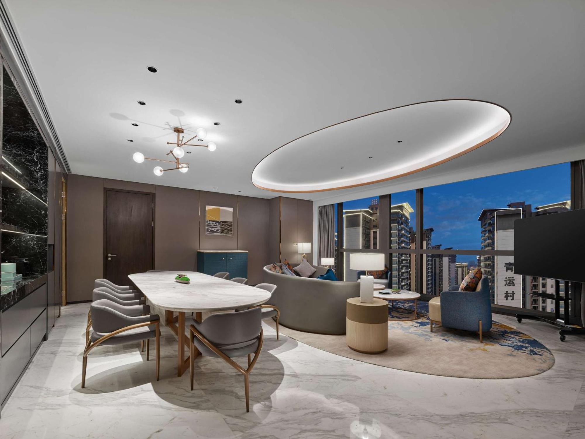 Отель Doubletree By Hilton Nanning Wuxiang Экстерьер фото