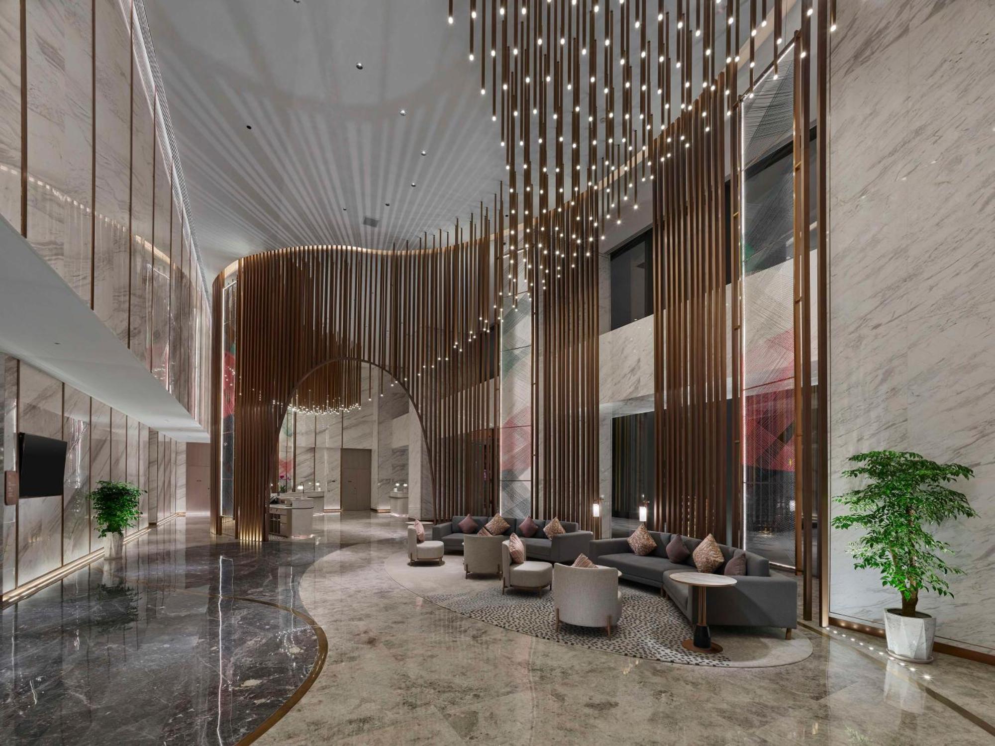 Отель Doubletree By Hilton Nanning Wuxiang Экстерьер фото